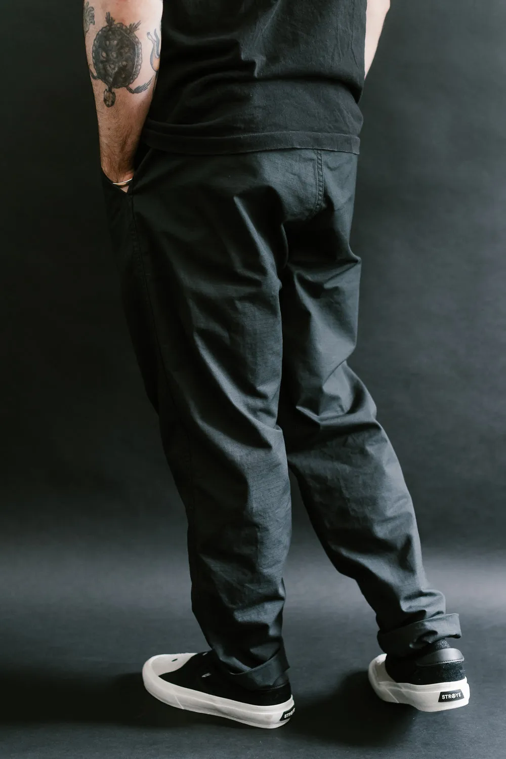 03-1002-02 - New Yorker Pant - Sumi Black