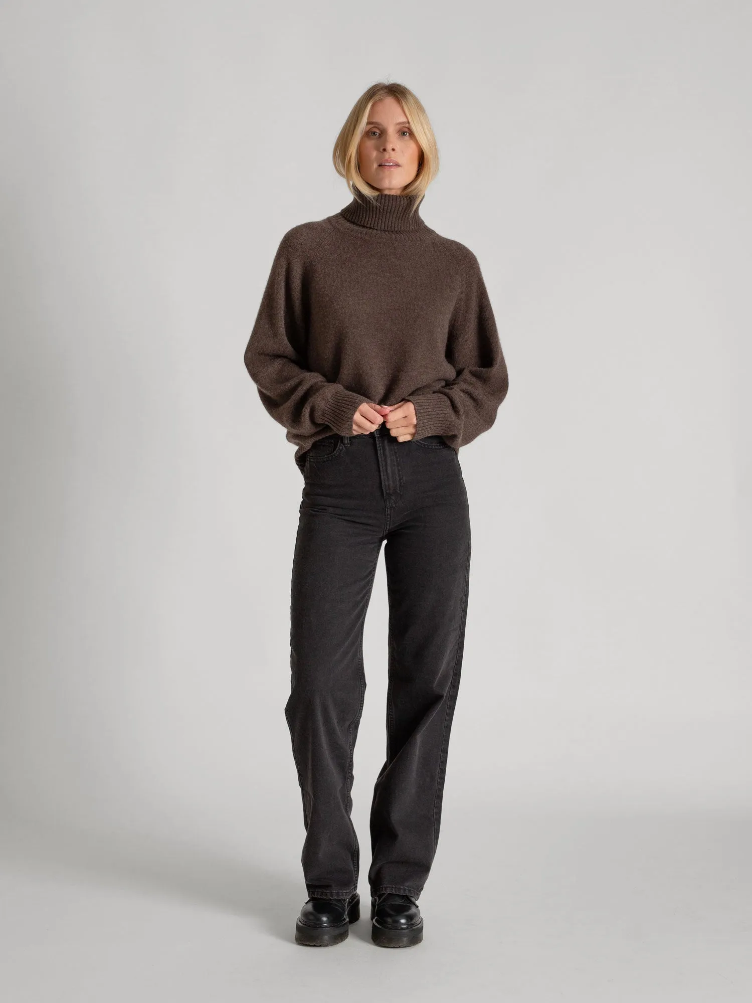 Cashmere sweater "Milano" - dark brown