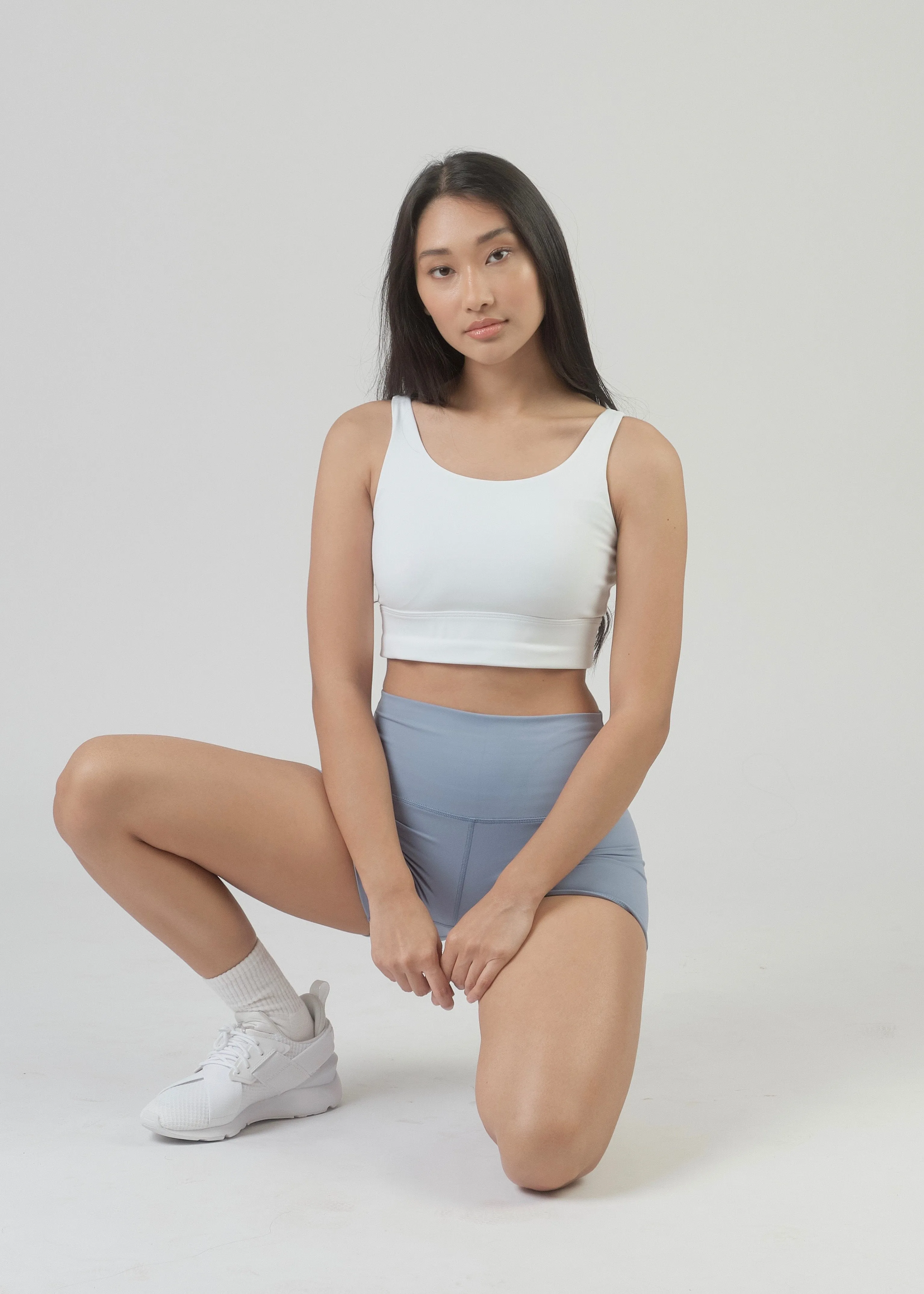 Easy Scoop Sports Bra in White
