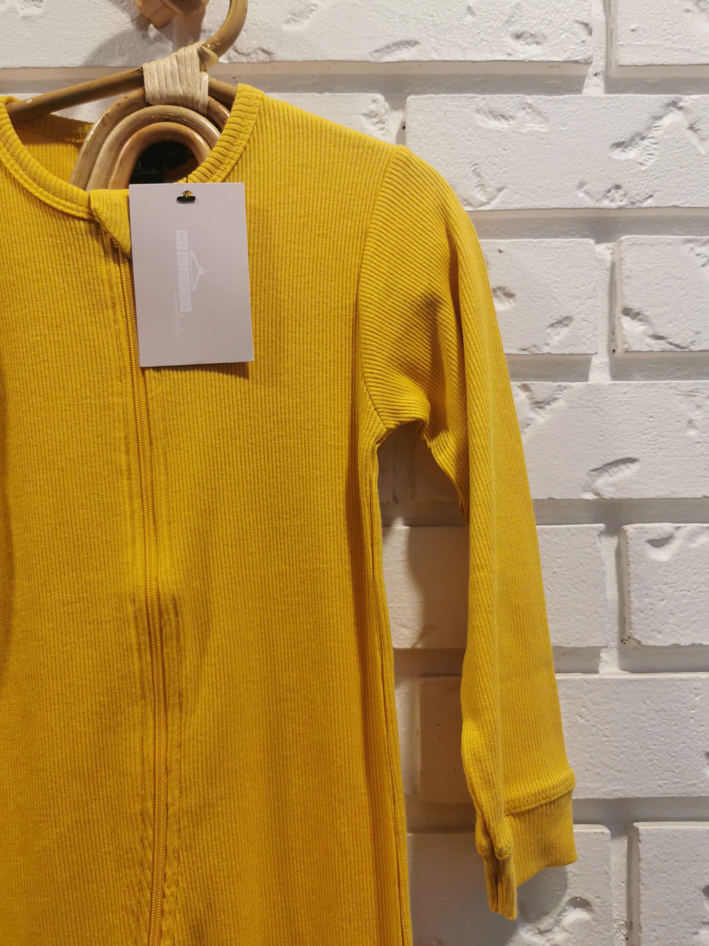 MLW Ribbed Romper (3T)