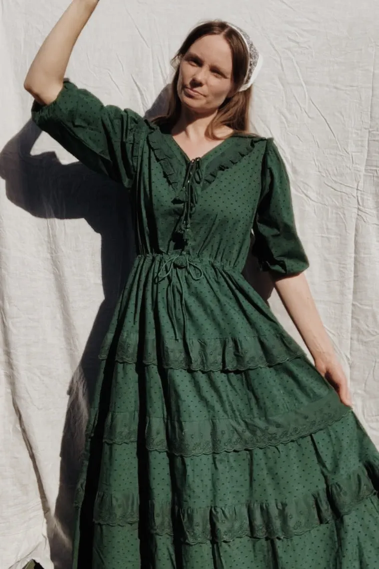 SMALL RESTOCK LITTÉRAIRE FOREST GREEN DRESS