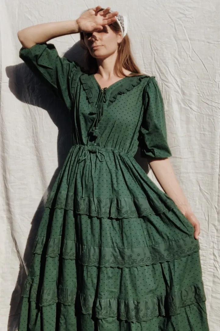 SMALL RESTOCK LITTÉRAIRE FOREST GREEN DRESS